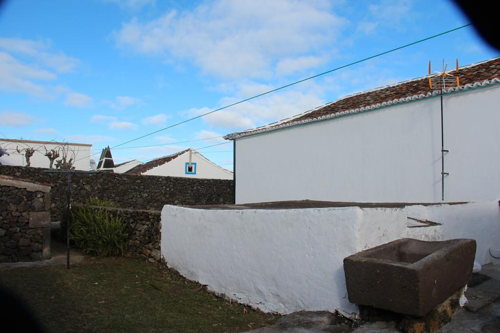 プライア・ダ・ヴィクトーリア Casa Do Sr. Albertoヴィラ エクステリア 写真